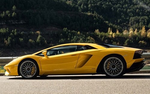lamborghini aventador s back