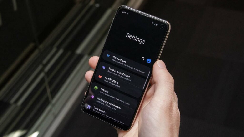 Impact of Dark Mode on smartphones battery life