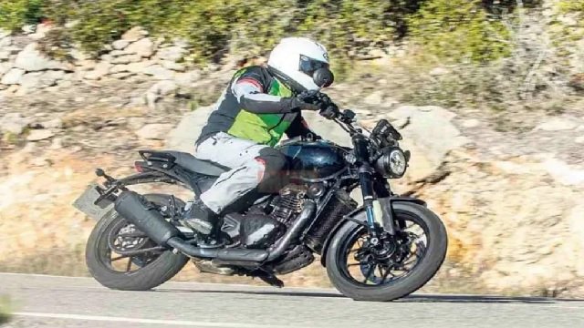 bajaj triumph bike